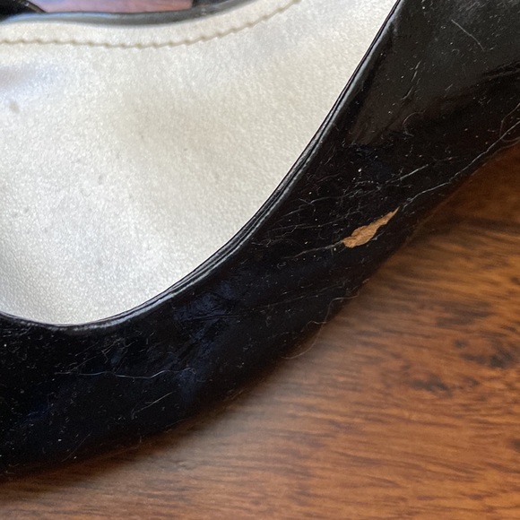 Jessica shiny sling back shoes and a shiny clutch duo - Picture 2 of 11